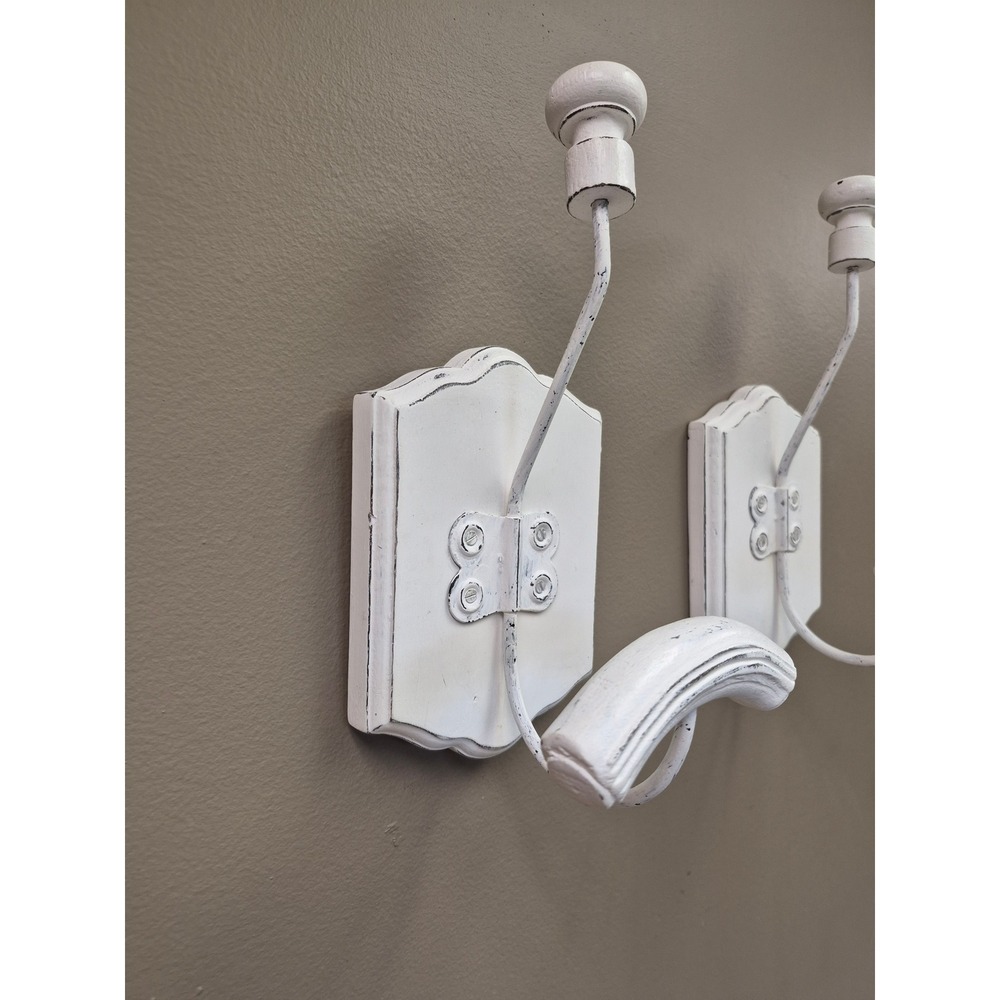 Set of 2 White Wood Wall Hat Coat Hooks Vintage Style Shabby Chic Farmhouse